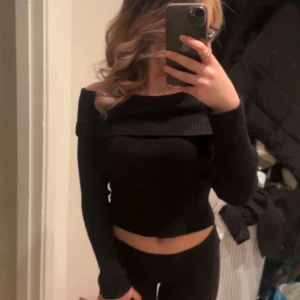 Stickad tröja  - Helt ny bara provat den på en gång ny pris 379 från hm