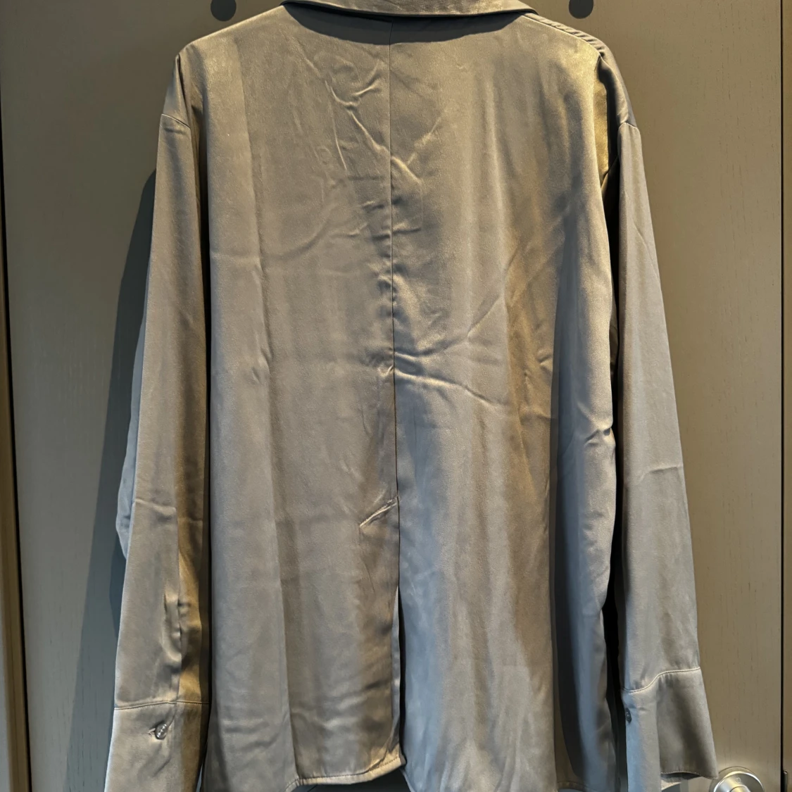 H&M Divided grå skjorta - 90