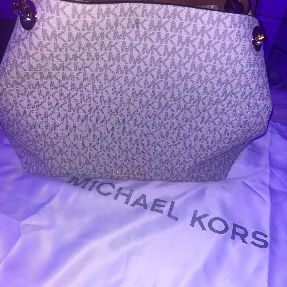 Köpt för 4500kr  - 90