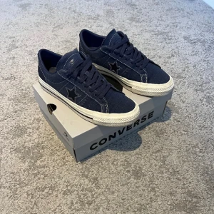 Converse star  - Unika o snygga converseskor Sitter bra o även nyskick 