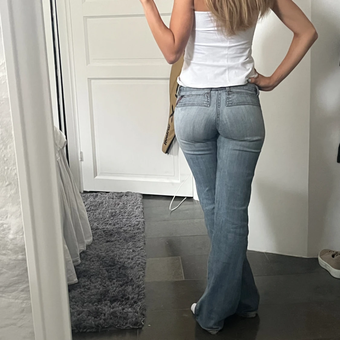 Lågmidjade ljusa jeans   - 91