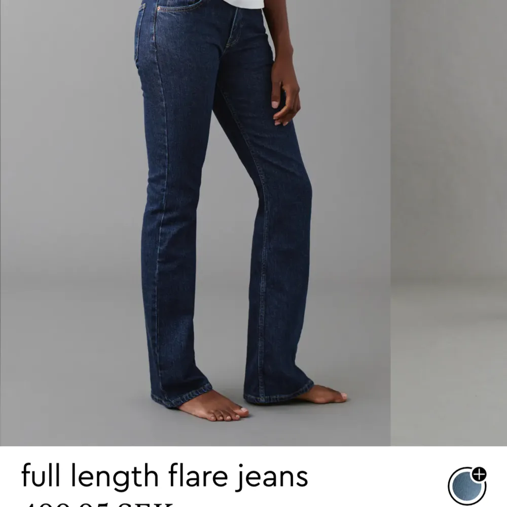 Säljer dom då jag inte använder dom så ofta  Köparen står för frakten 🩷. Jeans & Byxor.
