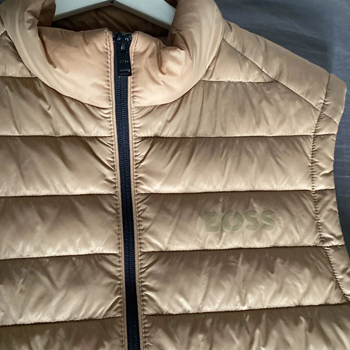  boss väst, som ny - 91