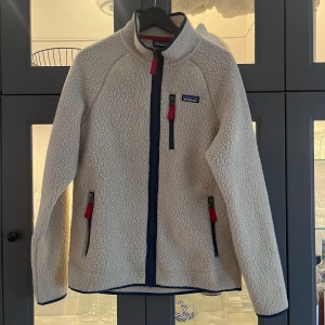 Patagonia fleece  - Storlek M nästan helt ny 