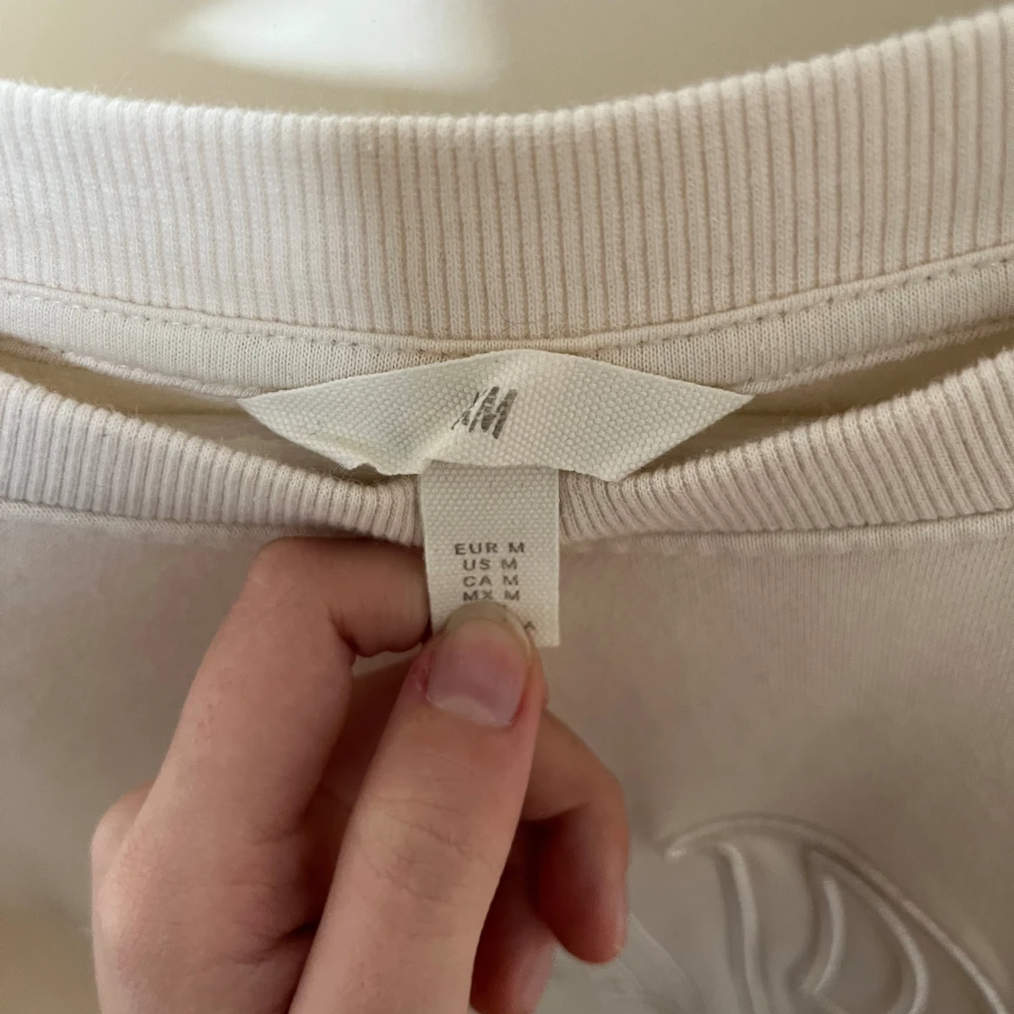 Vit tjocktröja - 90