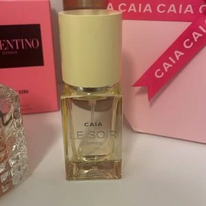 Le soir travel size parfym - Säljer denna le soir parfym från Caias senaste slutsålda påskägg, 275kr💓