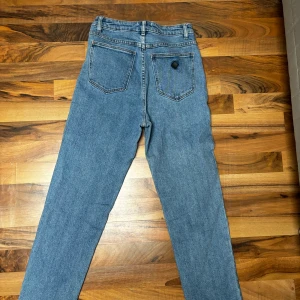 Momjeans från Abrand  - Blåa momjeans från Abrand använda fåtal gånger 