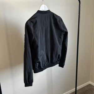 Bomberjacka  - Något sliten därav priset 