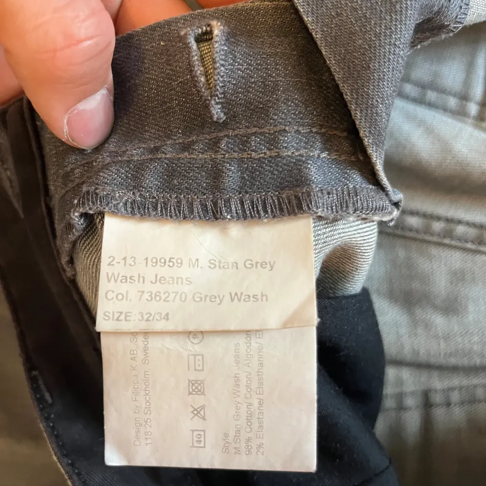 Snygga gråa Filippa K jeans i storlek w32 l34. Jeans & Byxor.