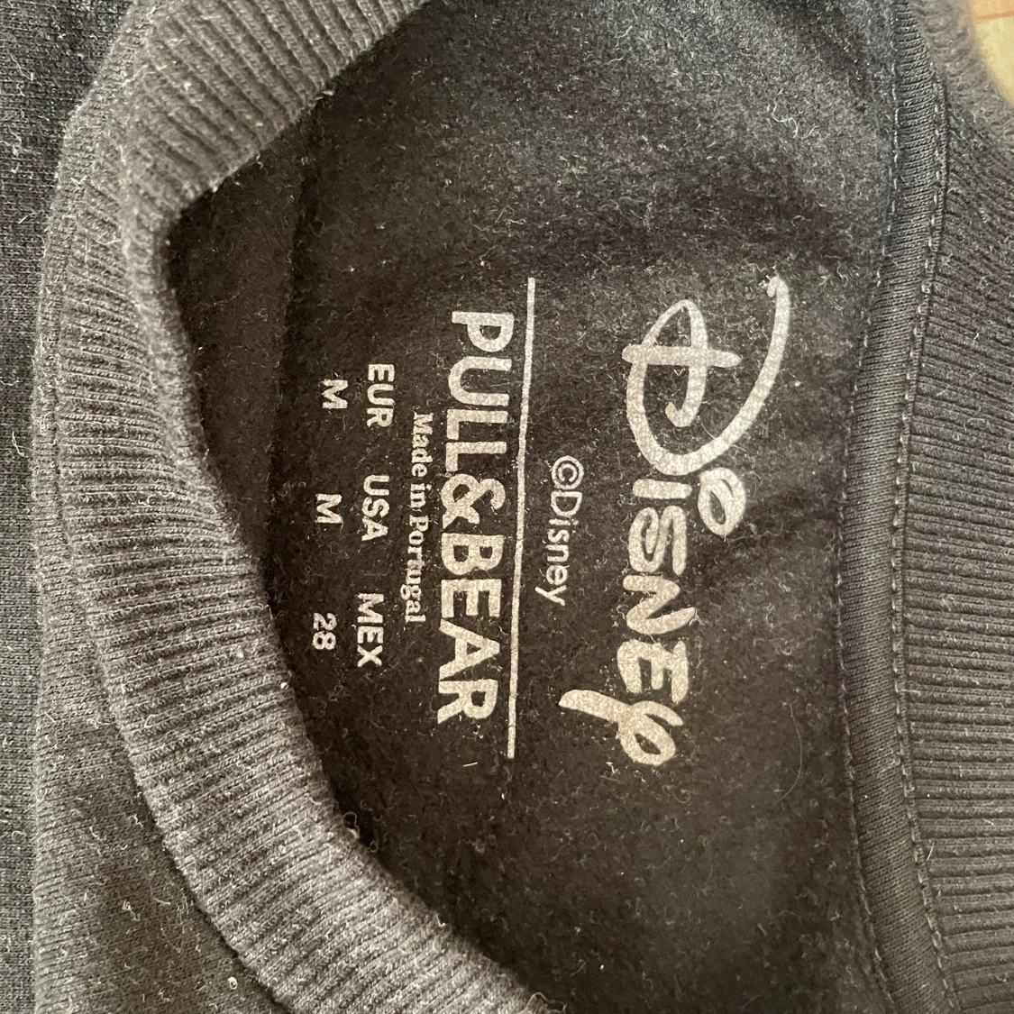 Disney sweater  - 90