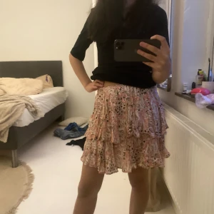 Kjol  - Kjol från zara🙌🏼