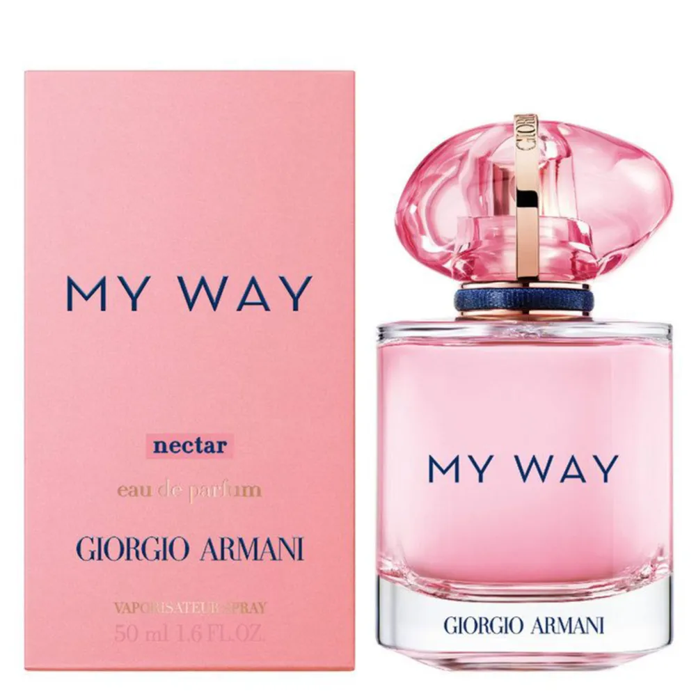 Säljer en helt oöppnad My Way Eau de Parfum Nectar från Giorgio armani. Är 50 ml och nypriset är 1 400:-. Övrigt.