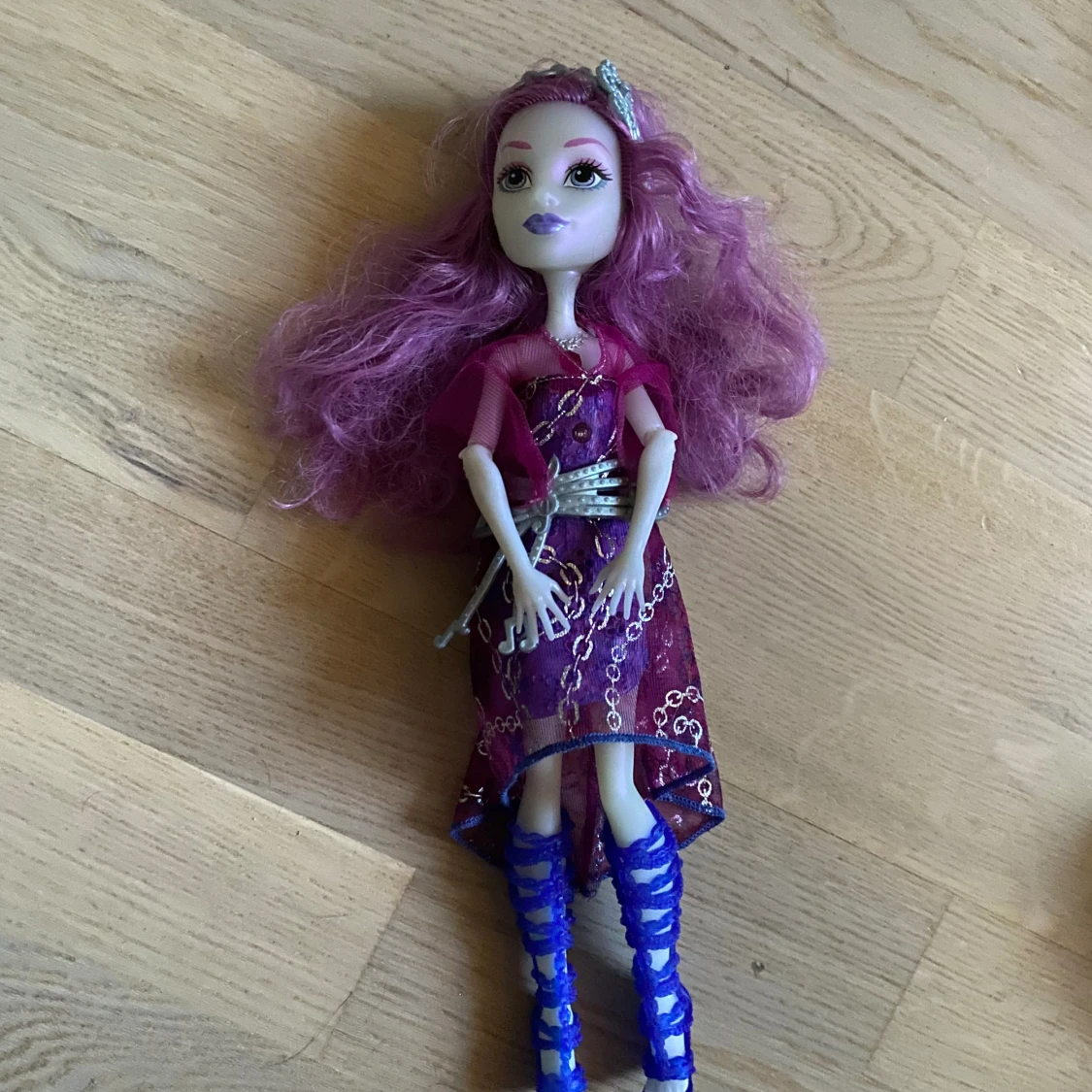 Monster high singing doll Ari