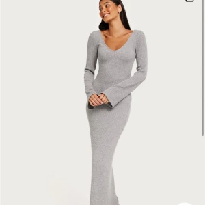 Klänning nelly - Slutsåld på hemsidan. Använd 1 gång.