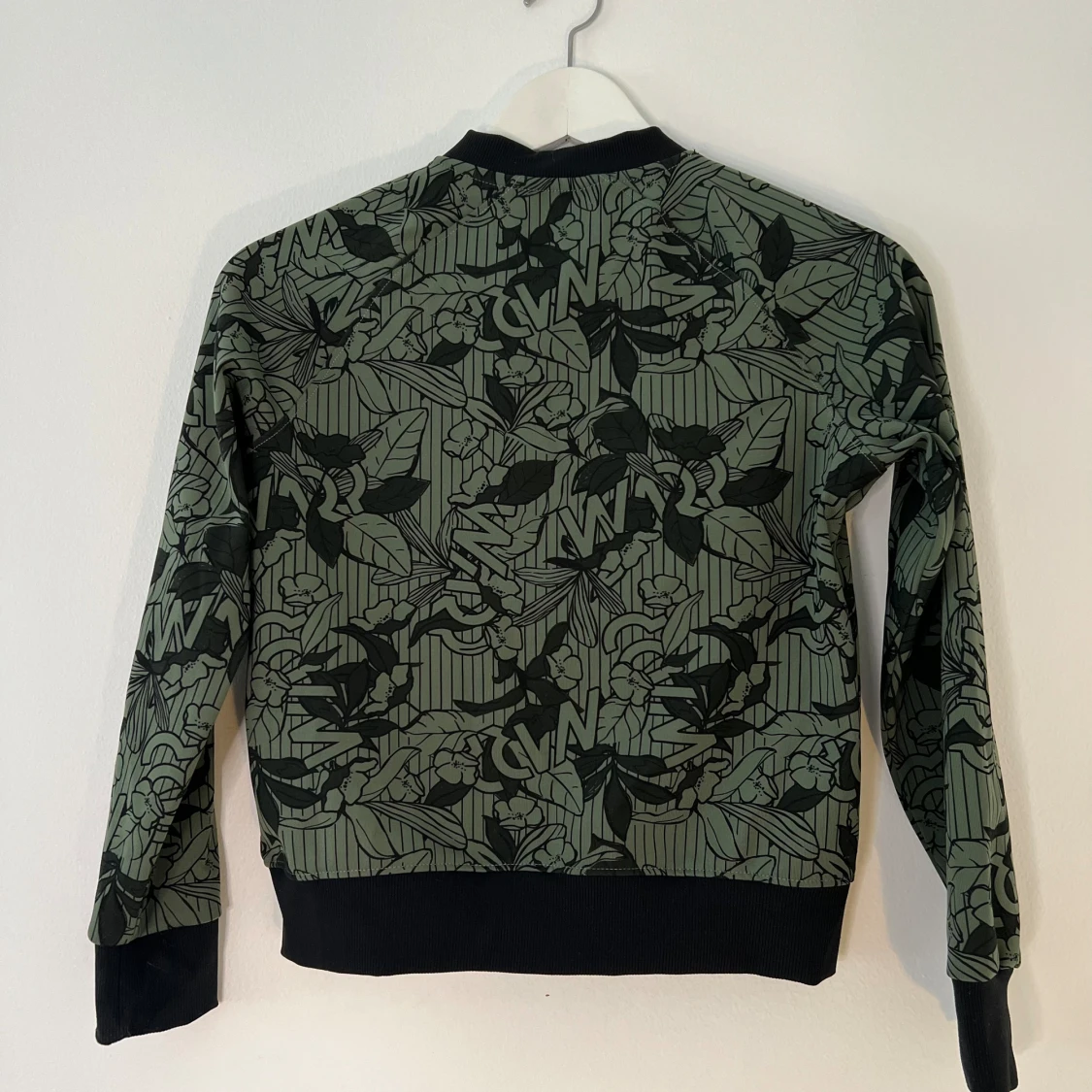 Tunn grön sport jacka barn - 90