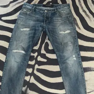 Dolce&gabbana jeans storlek 50 