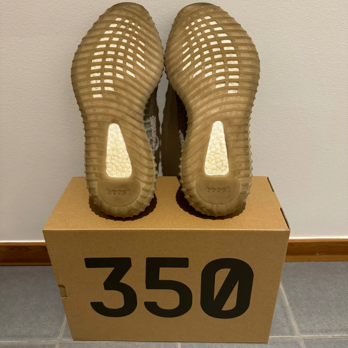 Yeezy Boost 350 V2 Slate - 90