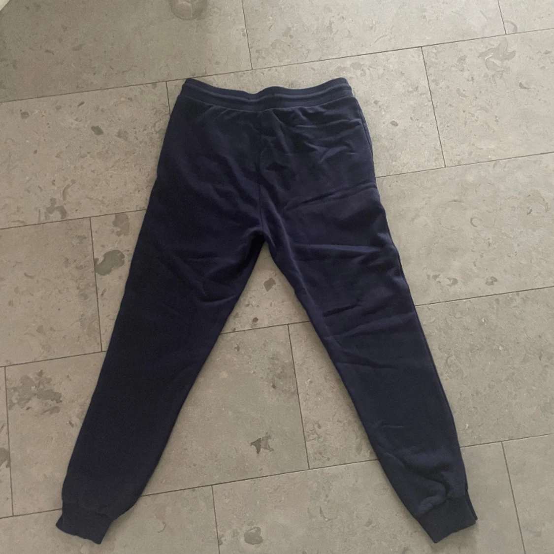 Calvin Klein byxor  - 90