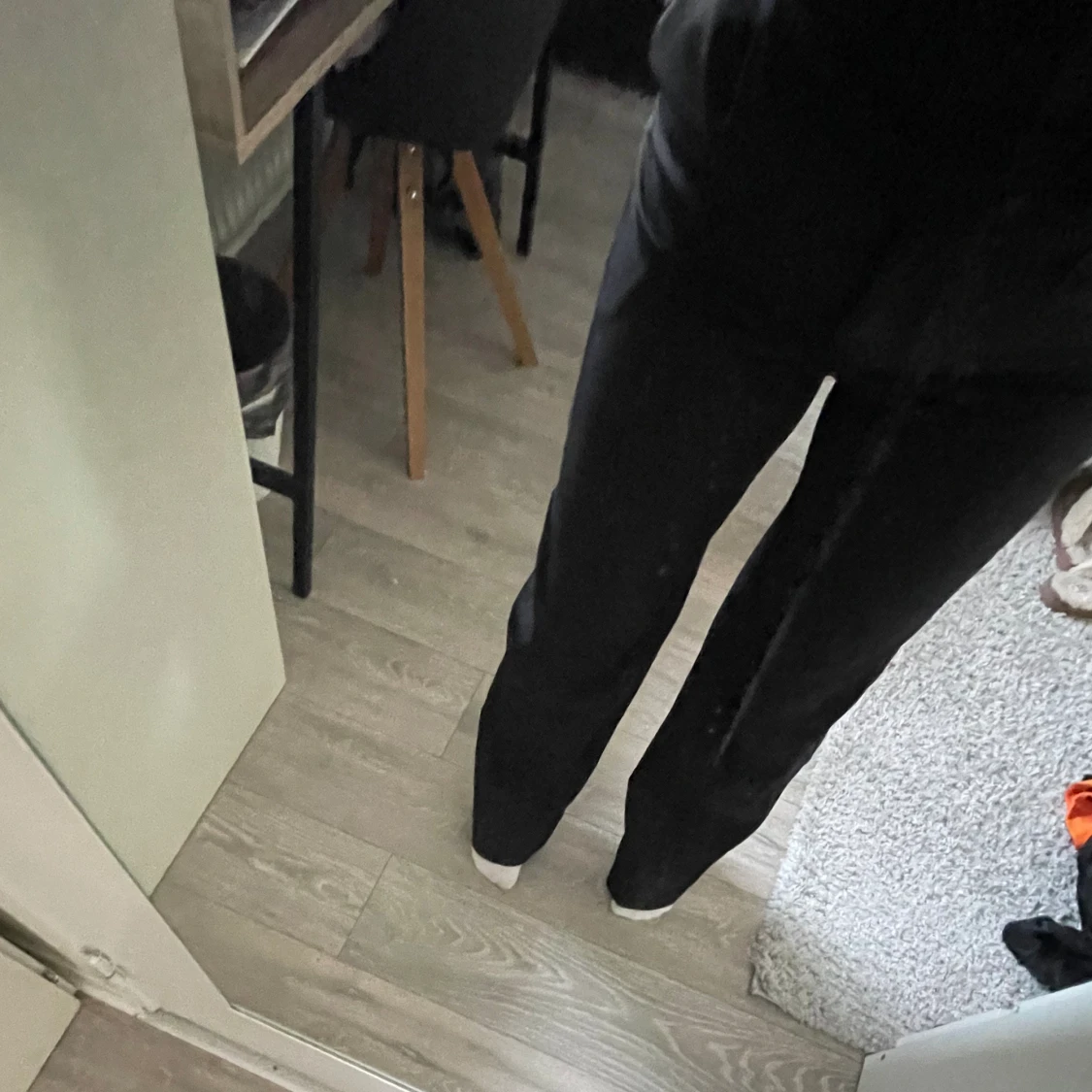 Svarta kostymbyxor  - 90