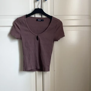 Bil bok brun topp - Mkt bra skick 