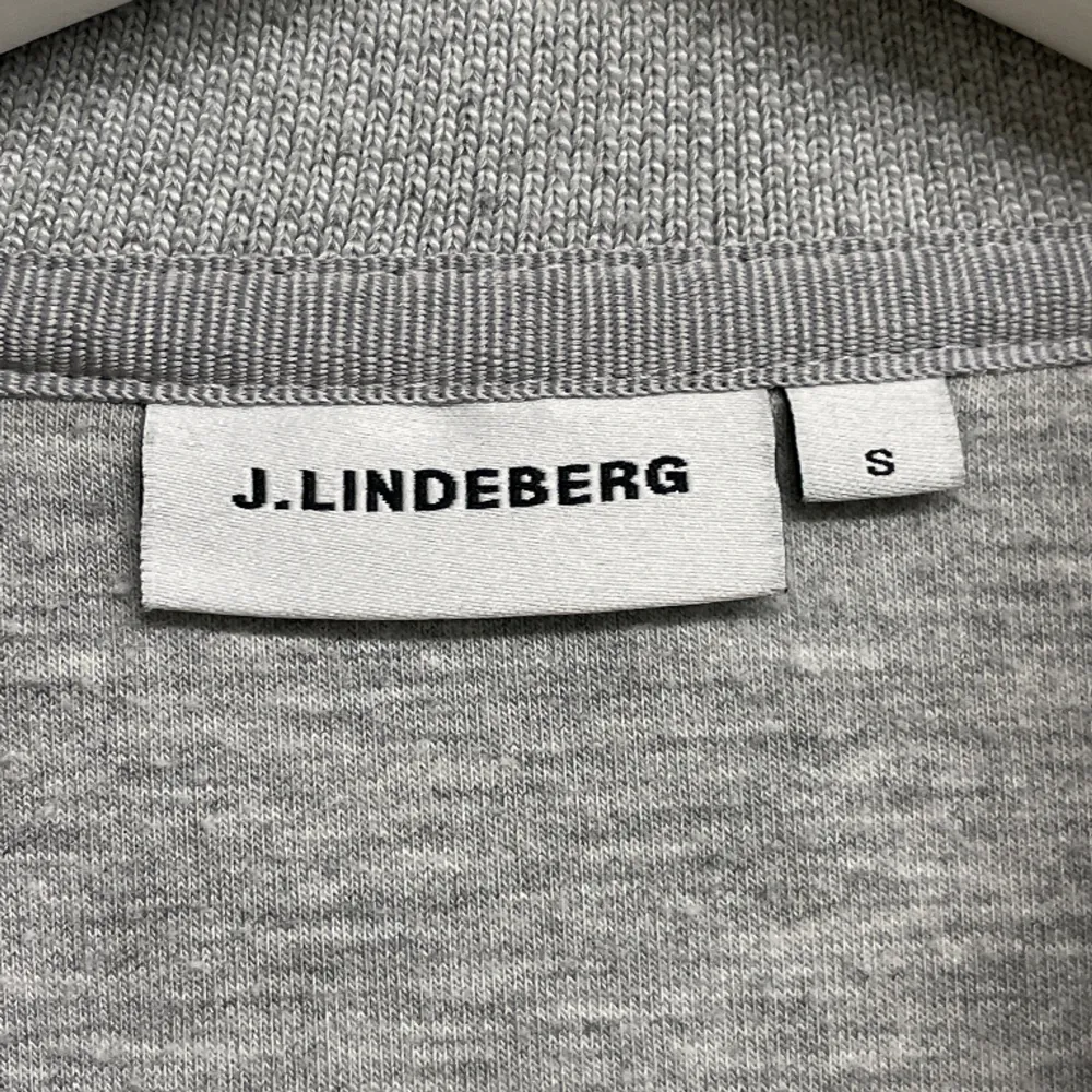 J.Lindeberg tröja i storlek S.. Hoodies.