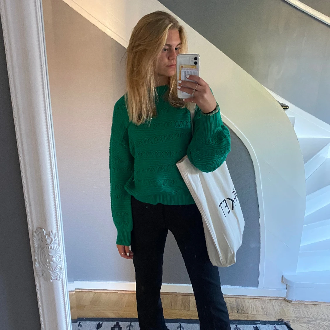 Grön stickad tröja