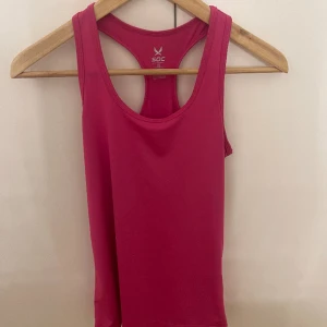 Tränings linne - Lite använd men inget som märks