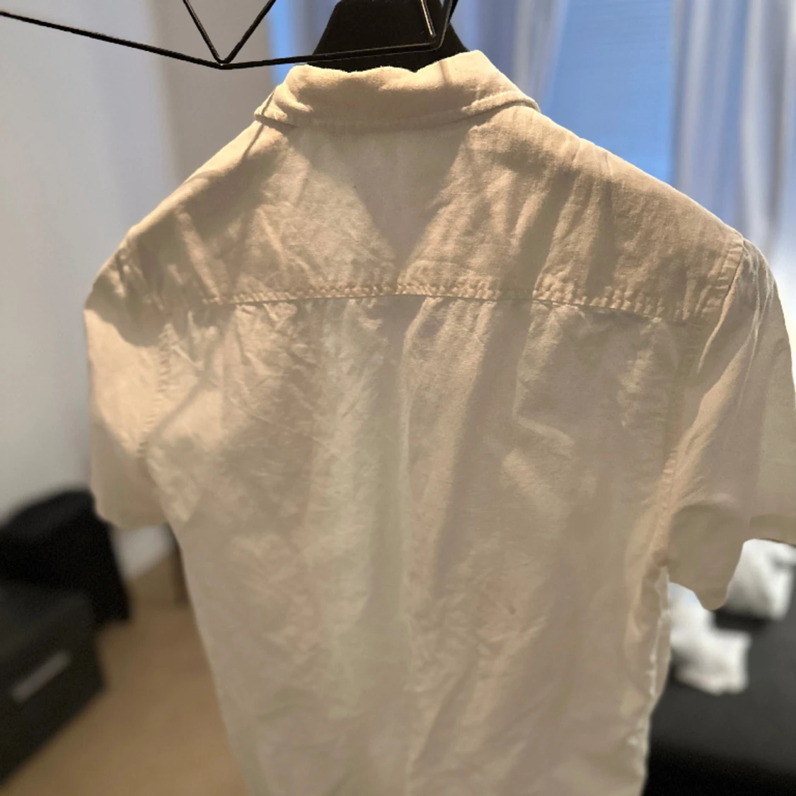 Vit kortärmad Linneskjorta - storlek XS/S - 90
