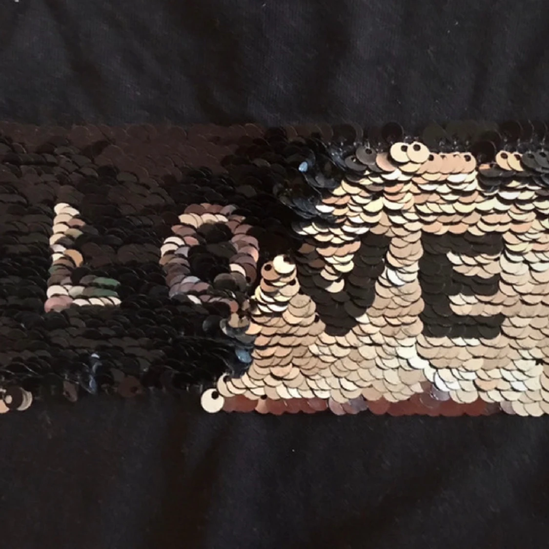 T-skirt med paljetter  - 91