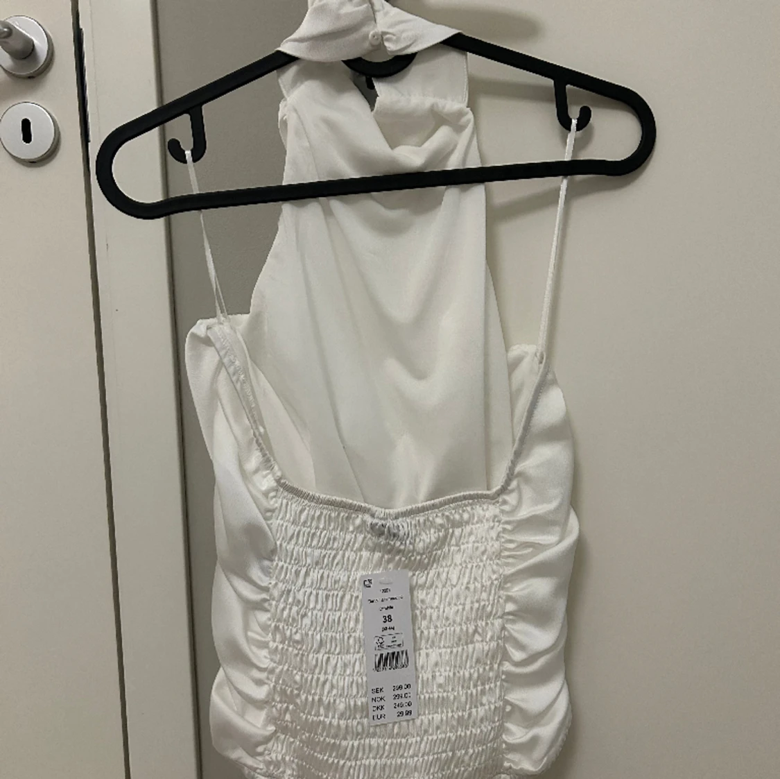 Topp från Gina tricot  - 90