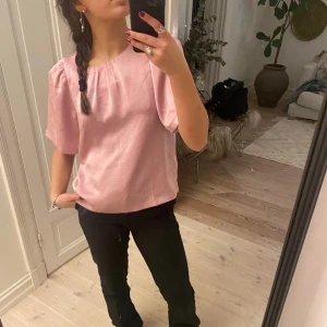 Blus - Jätte fin blus i rosa silke!