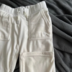 Juicy Couture  - Bra skick!