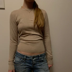 Stickad  - stickad tröja!