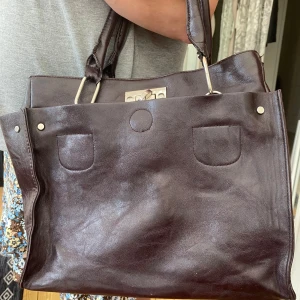 Väska - Fin väska i bra skick inte använd särskilts mycket 