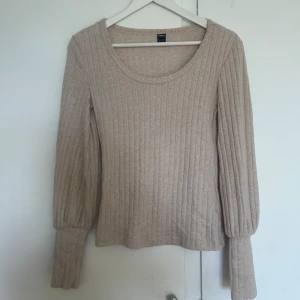 Topp - Säljer för använder inte längre! Kom privat om frågor💞