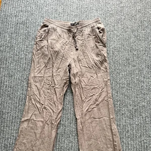 Linnebyxor  - Linnebyxor från lager 157 i storlek XS 💞