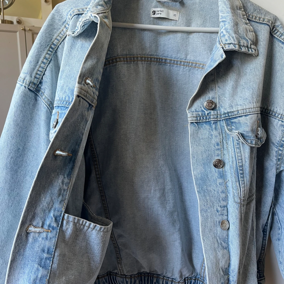 Jeansjacka från Gina  - 2