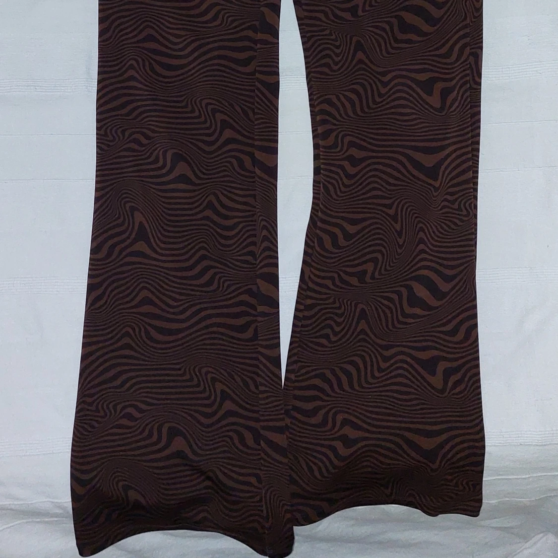 Stretchiga mönster byxor - 90