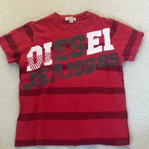 Diesel T-shirt  - En Diesel T-shirt som inte kommer till användning💕