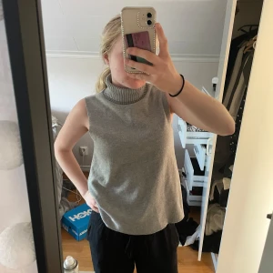 Zara tröja  - Tröja med krage, väldig bra skick, jätte mjuk, älskar💗