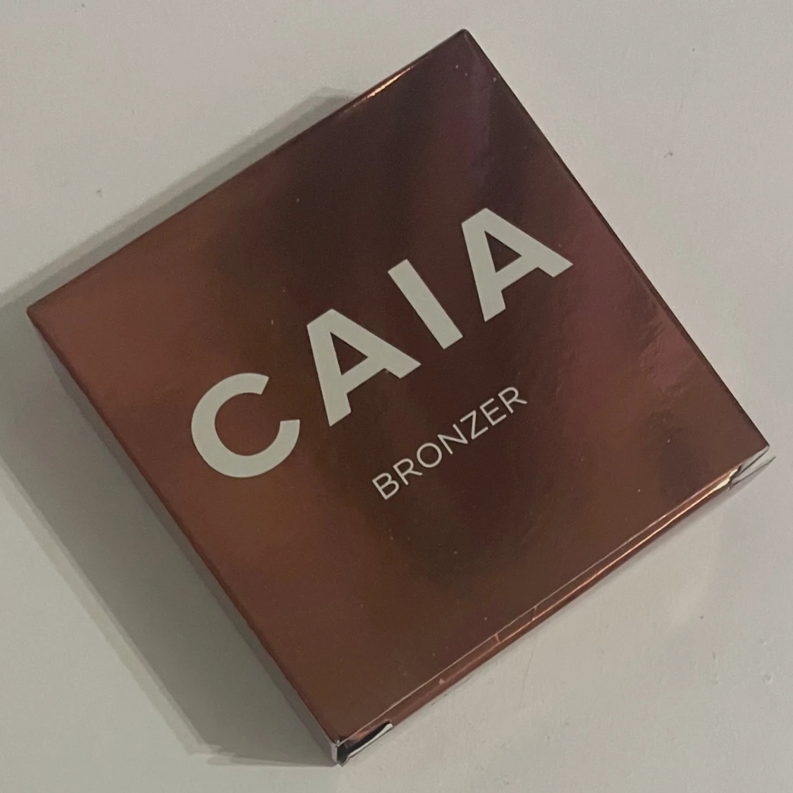 Caia bronzer