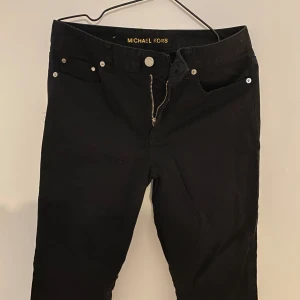Michael Kors jeans - Helt nya snygga jeans från Michael Kors i storlek M.