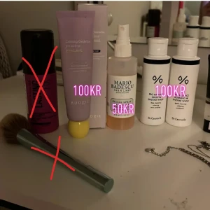 säljer allt på bilden för bra pris! - nästan allt är under 150kr iallafall!