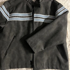 Vegan leather jacket  - Ny aldrig använd💫nypris 1600