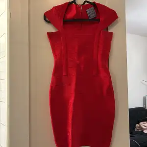 Röd bandage klänning kort
