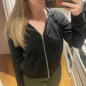 Kofta - Söt hm korta storlek S🥰❤️