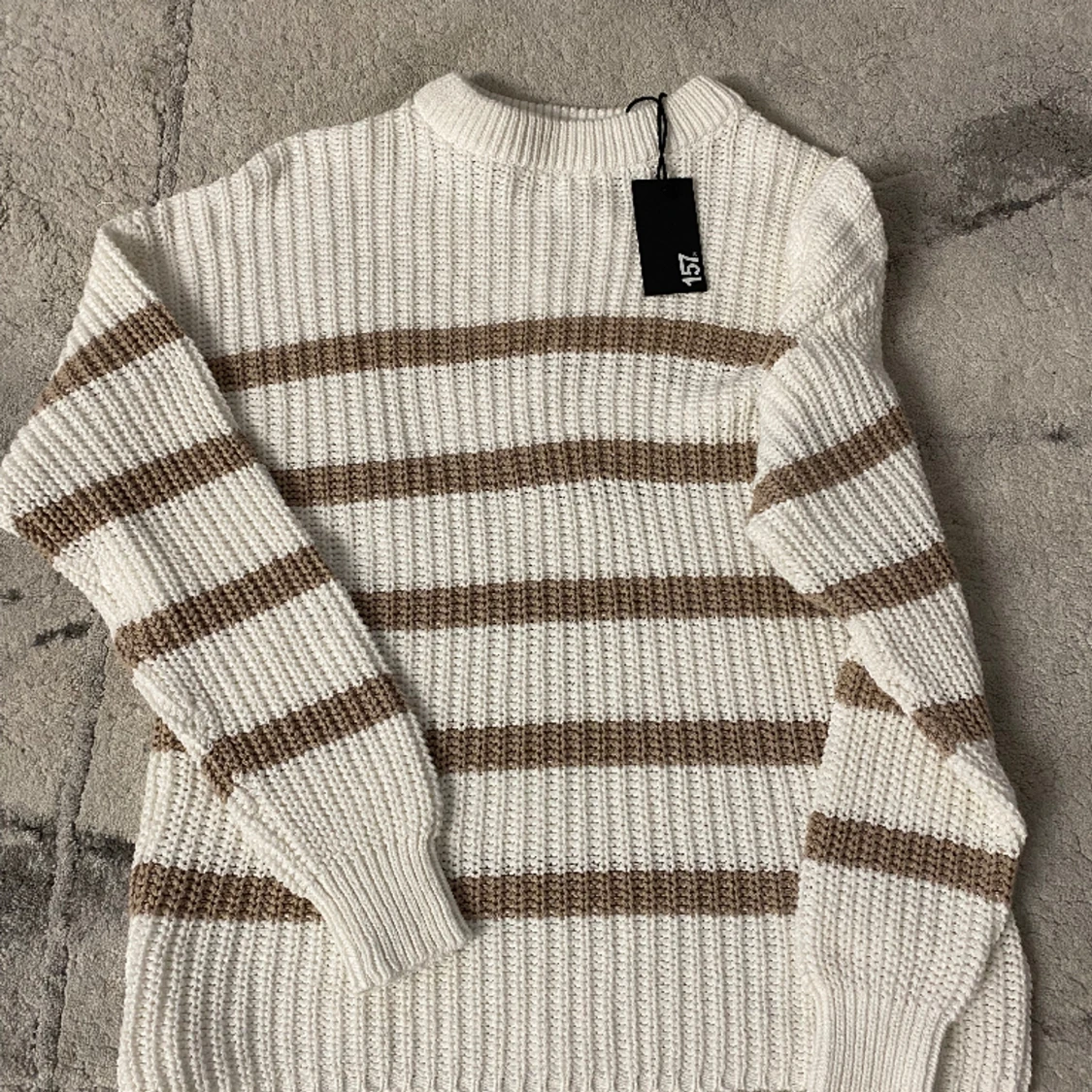 Stickad tröja  - 90