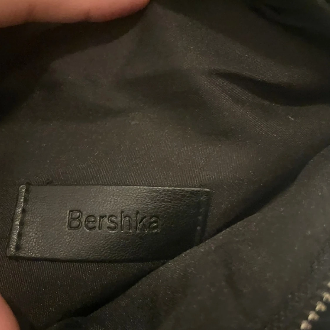 Fin väska i nyskick från bershka  - 90