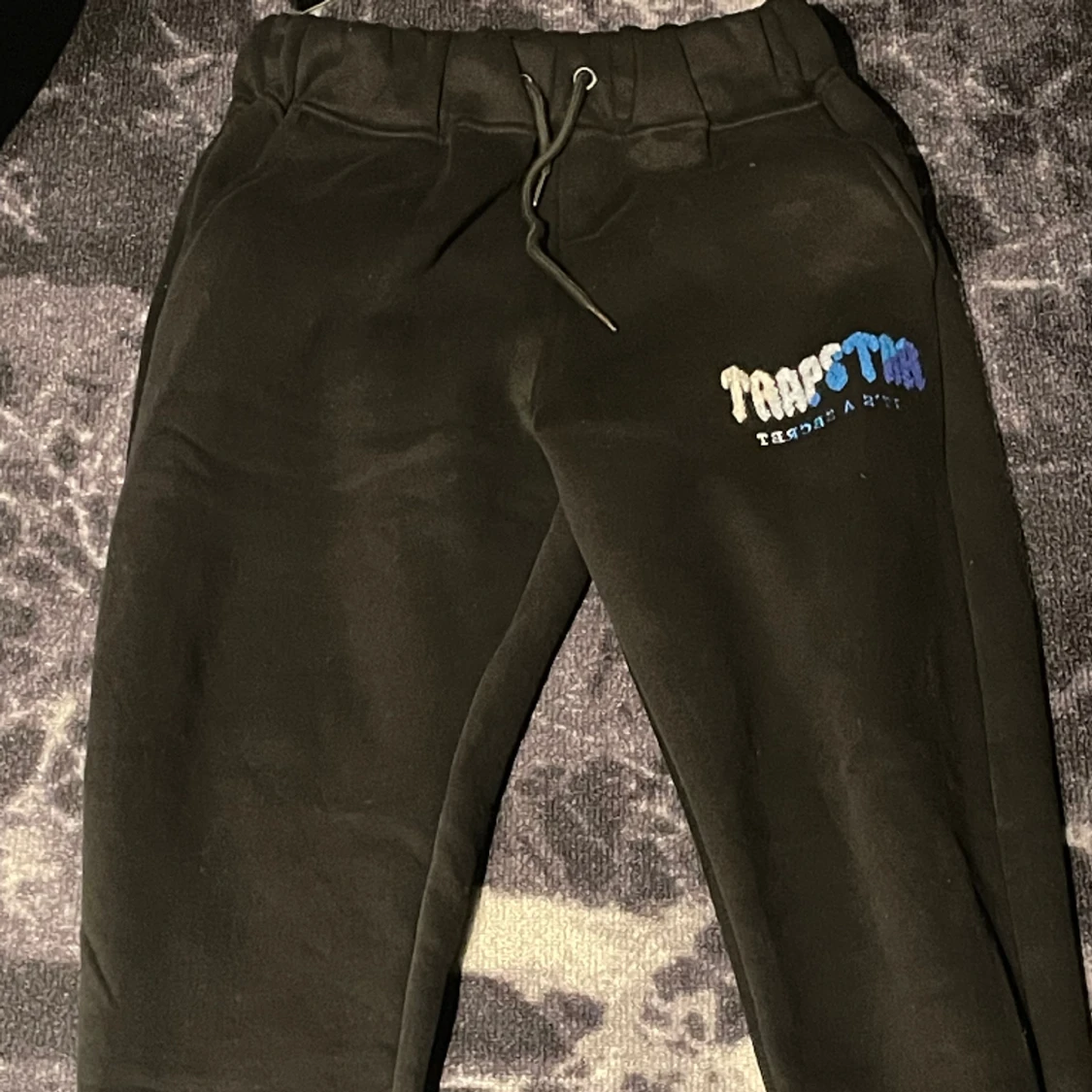 Svart Trapstar dress - 90