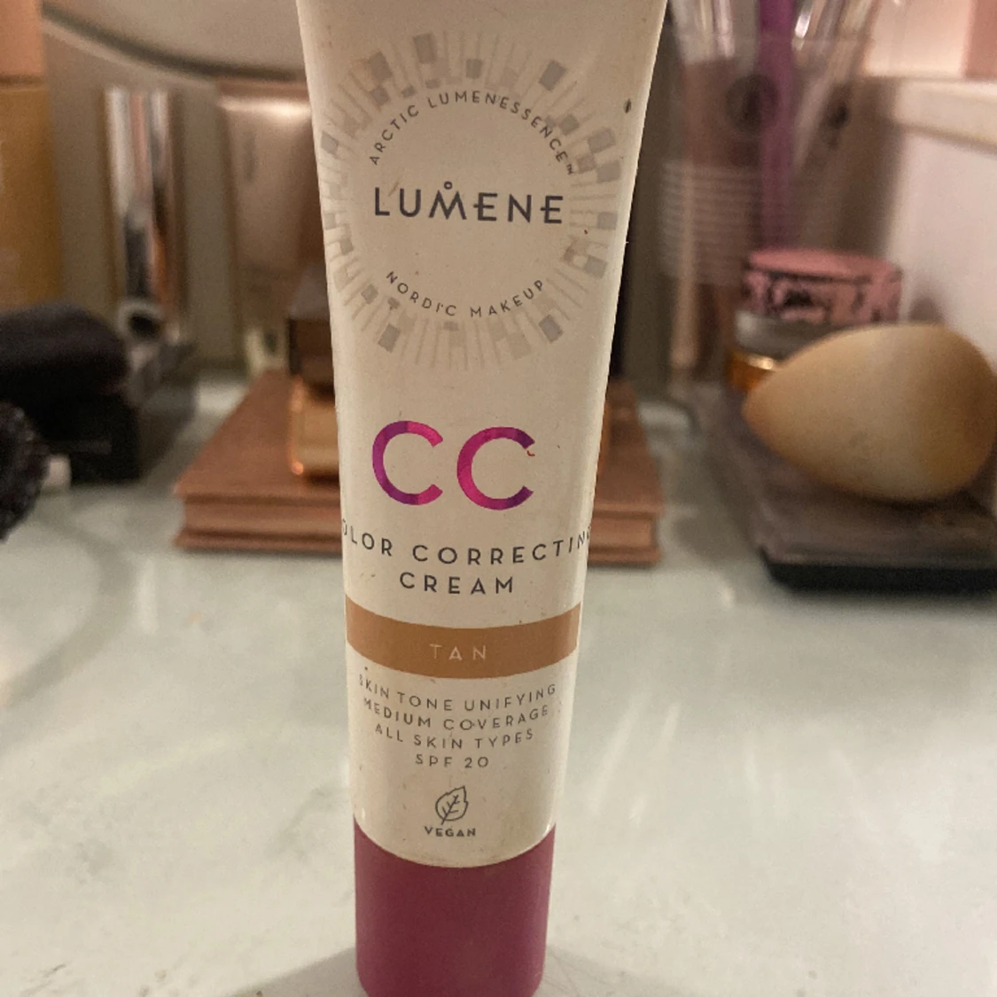 CC cream Lumene